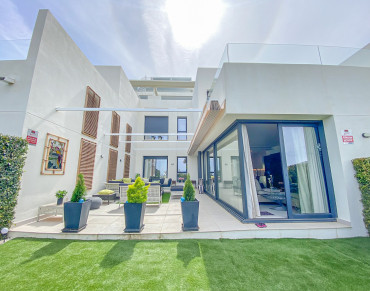 Villa for sale in Casares Playa - DE1481
