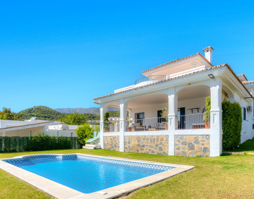 Villa for sale in Estepona West, Valle Romano, Estepona - 5588MLV