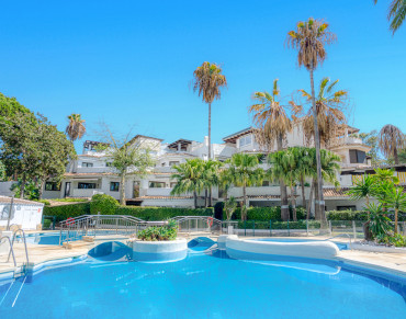 Apartment for sale in Marbella East, Golden Beach, Marbella - 5684MLA