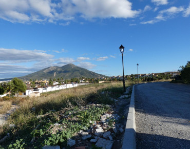 Land for sale in Coín - P3536824