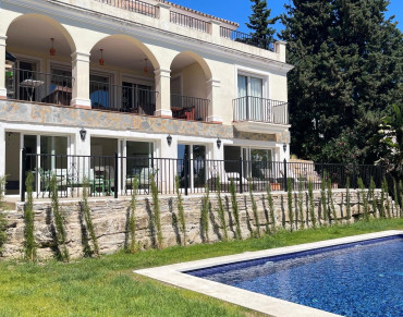 Villa for sale in Las Brisas - 428-04282P