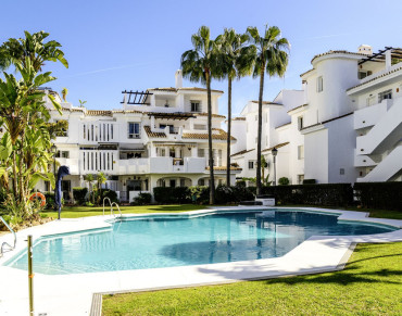 Apartment - Penthouse Duplex for sale in Nueva Andalucia - R5167213