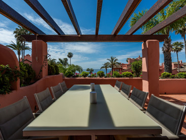 Apartment in Estepona — photo 3