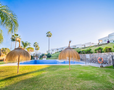 Apartment for sale in Nueva Andalucia, Azahara I, Marbella - MPA6627