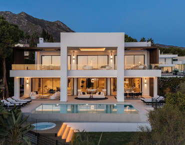 Villa for sale in Sierra Blanca - W-0476N2