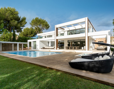 Villa for sale in Santa Ponsa - HRB-01385P