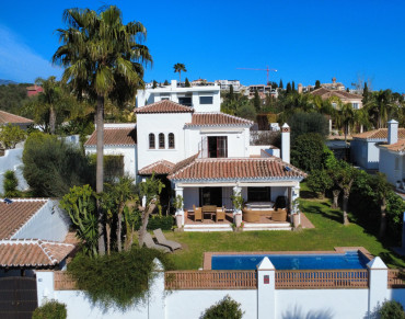 Villa for sale in Mijas Golf - ST6193