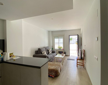 Apartment for sale in Estepona - R5161345