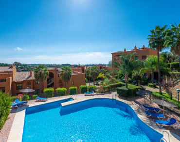 Apartment for sale in Gazules del Sol, Benahavis - LS50158
