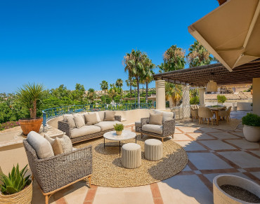 Apartment for sale in Nueva Andalucia - LS50144