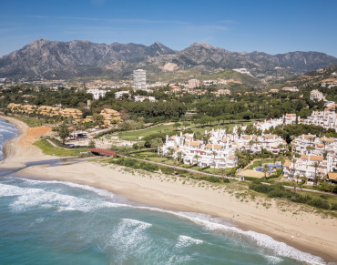 Apartment for sale in Marbella East, Los Monteros Palm Beach, Marbella - MPA6162
