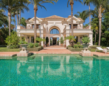 Villa for sale in Guadalmina Baja, Guadalmina, San Pedro de Alcantara - DM5342