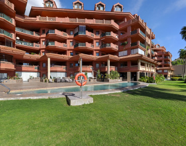Apartment for sale in Reserva del Higueron - ST6194
