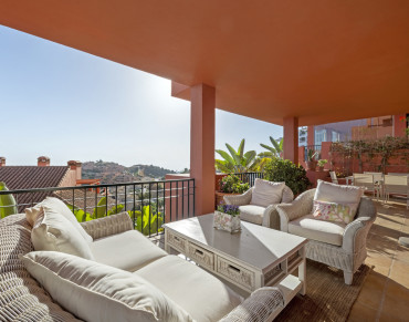 Apartment for sale in Calahonda, Mijas Costa - ST6181