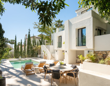 Villa for sale in Nueva Andalucia, Los Naranjos Hill Club, Marbella - 145296