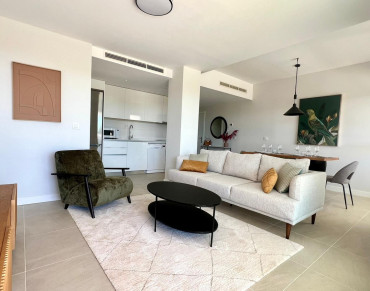 Apartment for sale in Estepona - R5114692