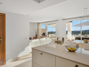 Penthouse in Marbella — photo 2