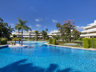 Penthouse in Marbella — photo 2