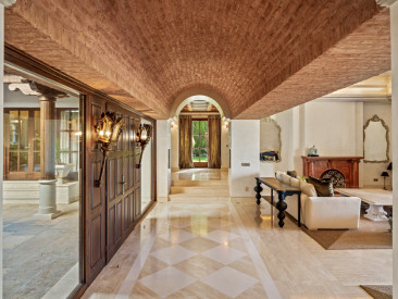 Villa in Marbella — photo 3