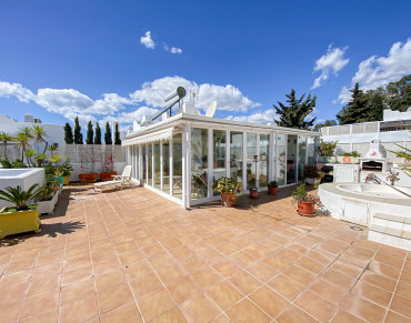 Penthouse for sale in Marbella Golden Mile - DE1530
