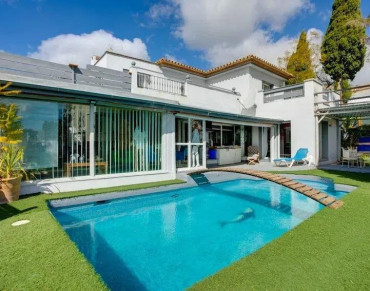 Villa for sale in Estepona West, Estepona Golf, Estepona - 428-02788P