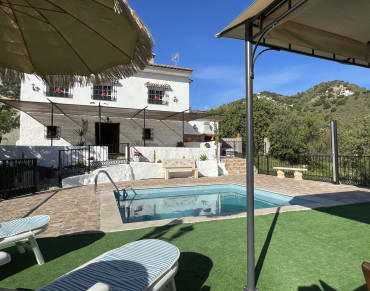 House for sale in El Chorro, Alora - 428-00324P