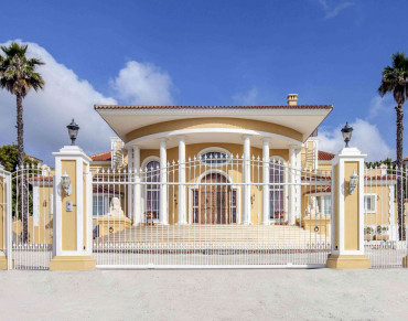 Villa for sale in Sotogrande Alto, Zona G, Sotogrande - 428-00221P