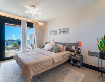 Apartment for sale in Nueva Andalucia - PANR-15584