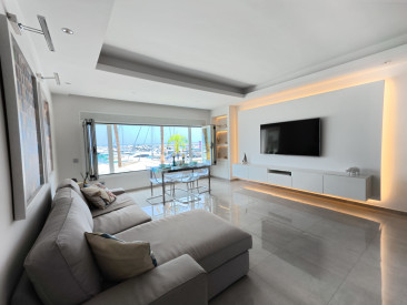 Apartment in Marbella — photo 4