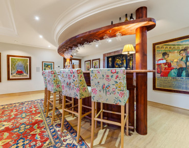 Villa for sale in Marbella Golden Mile - SV2410