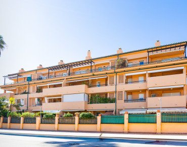 Apartment for sale in Marbella East - ST6200