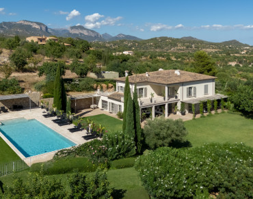 Villa for sale in Santa María del Camí - HRB-01274P