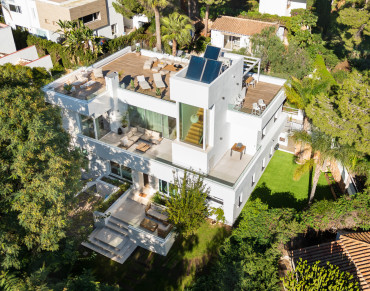Villa for sale in Nueva Andalucia, Marbella - 361-09748P