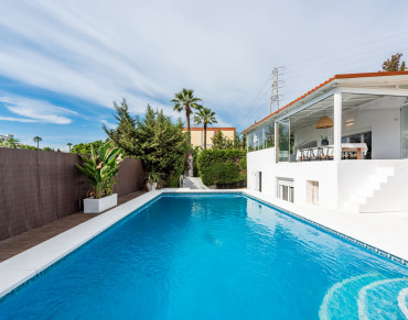 Villa for sale in Nueva Andalucia, Marbella - 361-07895P