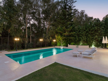 Villa in Marbella — photo 2
