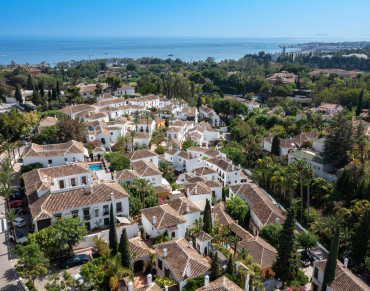 House for sale in Marbella Golden Mile, Lomas Pueblo, Marbella - PANR-16006