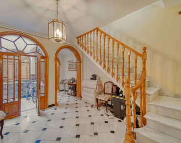 Town House for sale in Coin Centro - GR8-004