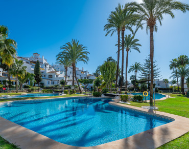 Ground Floor Apartment for sale in Nueva Andalucia - W-047L94