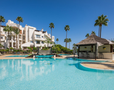 Apartment for sale in Estepona East, Bahía del Velerín, Estepona - 209-02812P
