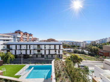 Apartment in Estepona — photo 2