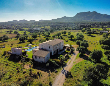 Villa for sale in Felanitx - SER001