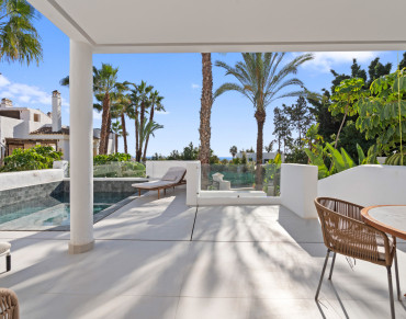 Duplex for sale in Estepona East, El Paraiso, Estepona - PANR-15597