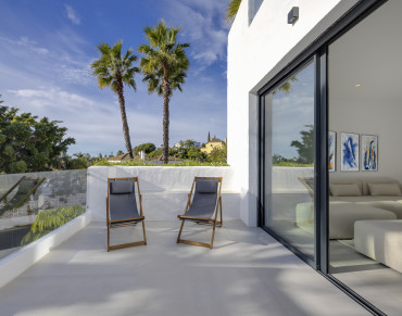 House for sale in Estepona East, El Paraiso, Estepona - PANR-15599
