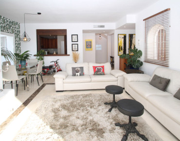 Town House for sale in Zahara de Istan - DE1126