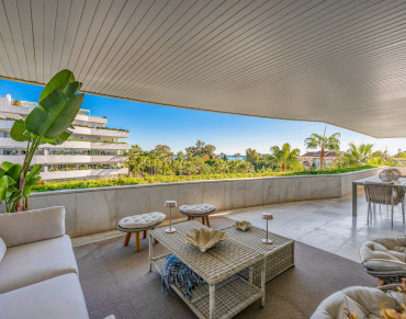 Apartment for sale in Puerto Banús - W-047NNL
