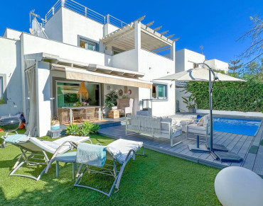 House - Detached Villa for sale in Marbella - R5034199