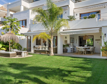 Duplex for sale in Nueva Andalucia - NF-01380P