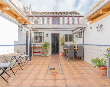 Town House for sale in Estepona Old Town - 361-12290P