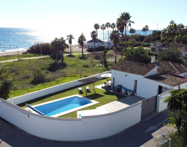 Villa for sale in New Golden Mile - R5237332