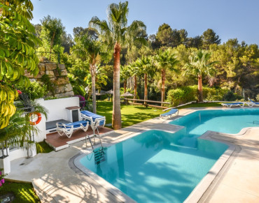 Town House for sale in Marbella - R4880947